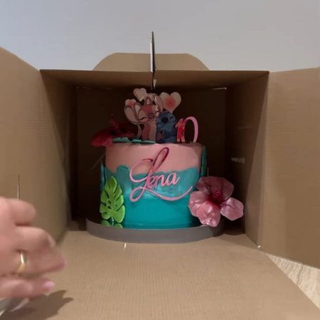 Mocne pudełko na tort 28x28x25 cm z rączką